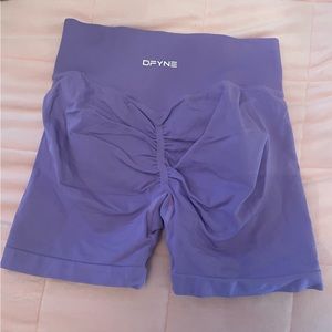 dfyne dynamic shorts